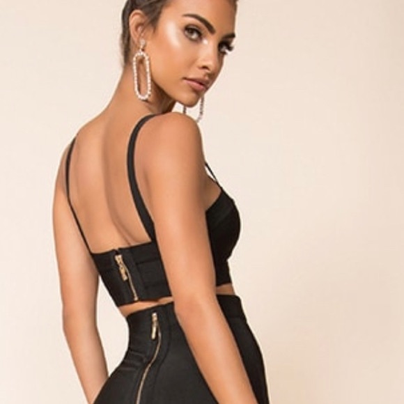 ❌SOLD❌ superdown Emilia TOP in Black Small - Picture 3 of 7